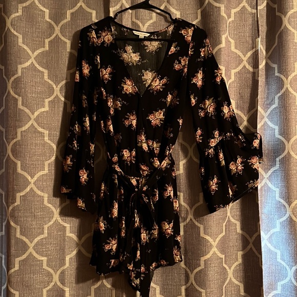 American Eagle Black Romper with Pink Floral Pattern - Picture 2 of 8